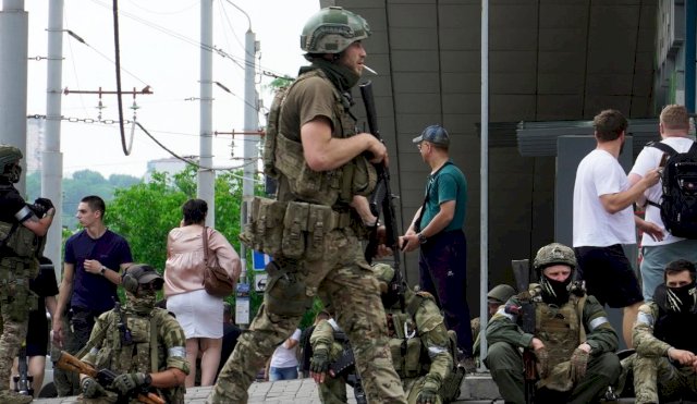 militares
